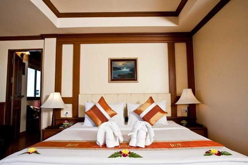 Tiger Inn Patong Εξωτερικό φωτογραφία