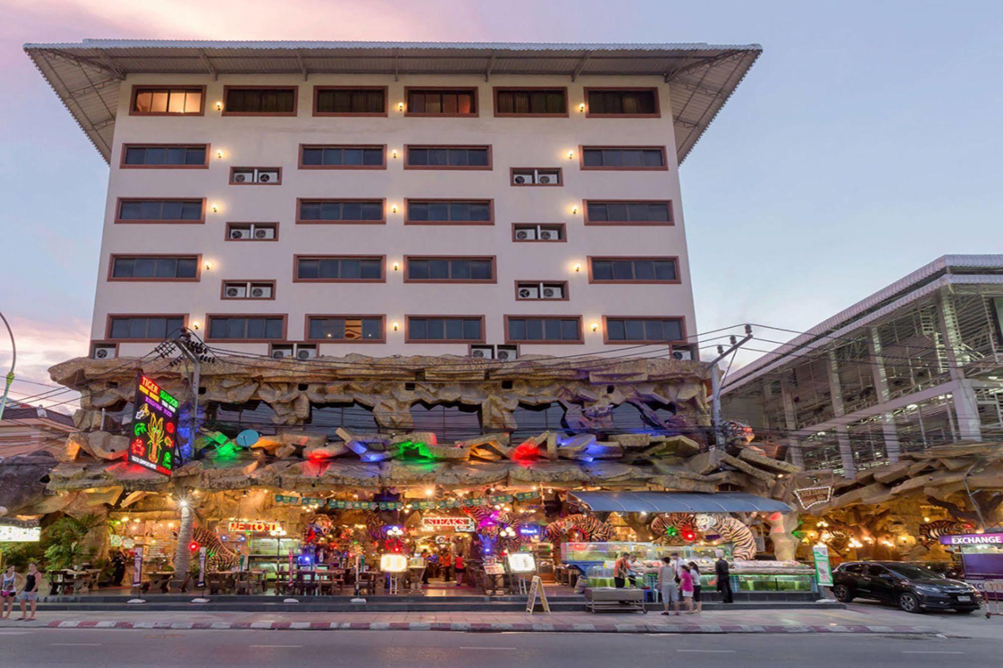 Tiger Inn Patong Εξωτερικό φωτογραφία